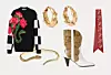 Džemper, 917 €, Moschino/ Narukvica, 29 €, & Other Stories/ Alexander McQueen naušnice, 770 €, neta-porter.com/Čizme, 481 €, Isabel Marant