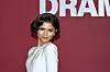 Zendaya je holivudski glam iz 1940-ih dodatno naglasila raskošnim dijamantima