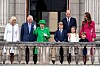 Kraljica Camilla, kralj Charles, princ William, princeza Catherine, princ George, princeza Charlotte i princ Louis lani na rođendanskoj paradi za kraljicu Elizabetu II.