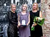 Sisak, 040618. Svecana sjednica Gradskog vijeca povodom obiljezava Dana grada i blagdana Sv. Kvirina odrzana je u atriju sisacke tvrdjave. Podijeljene su nagrade zasluznim pojedincima i ustanovama. Na fotografiji: predsjednica Gradskog vijeca Ivana Krcelic, nagradjena Ana Alapic, pokretacica akcije Spinraza za sve i gradonacelnica Siska Kristina Ikic Banicek. Foto: Mate Piskor / CROPIX