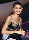 Zendaya je obožavateljica francuske manikure koja joj pristaje uz sve odjevne kombinacije