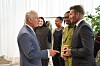 David Beckham darovao je kralju Charlesu svoj domaći med