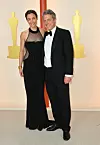 Hugh Grant i Anna Elisabet Eberstein