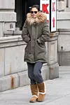 ** RIGHTS: WORLDWIDE EXCEPT IN BELGIUM, FRANCE, GERMANY, NETHERLANDS, POLAND ** New York, NY - - Actress and busy mom Katie Holmes fights the chilly New York City air in her favorite UGG boots and a cozy parka with a fur trimmed hood while heading home in the Big Apple. Pictured: Katie Holmes BACKGRID USA 26 OCTOBER 2018,Image: 392792293, License: Rights-managed, Restrictions: , Model Release: no, Credit line: Skyler2018 / BACKGRID / Backgrid USA / Profimedia