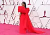 Angela Bassett u kreaciji koju potpisuje Alberta Ferretti.