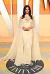Kaia Gerber nosila je Valentino na Vanity Fair Oscar Partyju 2025