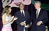 S bivšim predsjednikom Billom Clintonom i njegovom kćeri Chelsea Clinton u lipnju 2000., u Washingtonu
