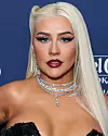 Christina Aguilera više puta nam je tijekom karijere pokazala kako rado nosi crveni ruž