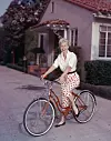Glumica Doris Day u chic kombinaciji iz 50-ih godina