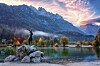 Nedaleko od Kranjske Gore nalazi se jezero Jasna, do kojeg se dolazi za desetak minuta lagane šetnje