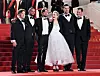 Ekipa filma ‘Kvadrat‘ u Cannesu 2017.: Terry Notary, Christopher Laesso, Ruben Ostlund, Elisabeth Moss, Claes Bang i Dominic West