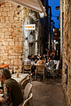 Yumo Hvar