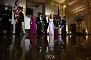 Donald Trump i Melania Trump poziraju s kraljem Charlesom i kraljicom Camillom