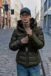 Zara strukirana puffer jakna s remenom (49,95 eura)