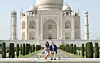 Princ William i vojvotkinja Catherine ispred Taj Mahala.