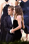 Justin Bieber i Hailey Bieber na Met Gali 2021. godine