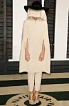 Singer Sia arrives at the 2015 Vanity Fair Oscar Party in Beverly Hills, California February 22, 2015. REUTERS/Danny Moloshok (UNITED STATES - Tags: ENTERTAINMENT) (VANITYFAIR-ARRIVALS) - RTR4QPRF