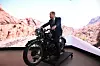 Princ od Walesa sjeo je na motocikl, ali u virtualnom svijetu