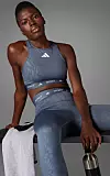 Sportski grudnjak Techfit 55 € i tajice 50 €, adidas