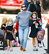 Drew Barrymore s kćerima Olive Barrymore Kopelmani Frankie Barrymore Kopelman