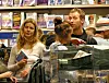 Gwyneth je djecu dobila u braku s pjevačem grupe Coldplay,i Chrisom Martinom.