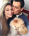 Sonja samoizolaciju provodi s dečkom i psićem s kojima joj nikada nije dosadno.
