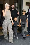 Kim Kardashian West s kćerima Chicago i North West 2022. u New Yorku