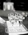 Uzavreli tulum prepun podnošljive lakoće postojanja