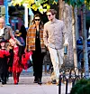 Irina Shayk i Bradley Cooper blistaju od sreće s kćerkicom Leom de Seine