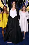 Zahara i Vivienne s majkom 2021., u Londonu
