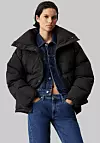 Calvin Klein Jeans, 278,59 eura