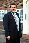 Princeza je nakon razvoda bila u vezi s pakistanskim kirurgom dr. Hasnatom Khanom.