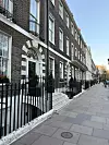 Kuće na Bedford Square, poznatom vrtnom trgu u londonskoj četvrti Bloomsbury.