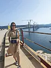 Ariana Vela pored Pelješkog mosta, njezinog najvećeg projekta u karijeri.