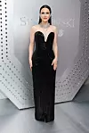 Rachel Brosnahan oduševila je chic outfitom