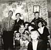 Obitelj Parton za Božić 1960.: roditelji i njihovo 12 djece - Dolly je gore desno.