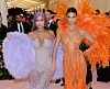 Kendall Jenner s mlađom sestrom Kylie Jenner koja puno više voli luksuz