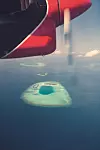 Pogled iz zraka na otok Hurawalhi.