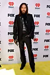 Jared Leto i inače je poznat po odvažnim modnim izdanjima pa tako ni ovog puta nije razočarao