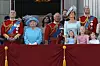 Prince Andrew uz majku, kraljicu Elizabetu i starijeg brata Charlesa na vojnoj paradi Trooping the Colour 2018.