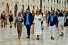 Bivša manekenka Slavica Ecclestone u šetnji Stradunom s Jeanom Alesiem.