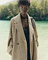 Ključni komadi sezone: od džempera do masivnih čizmi i torbi iz 90-ih