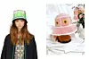Bucket šešir od pamuka i recikliranih materijala Anna Sui (169 dolara)/ ručno pleteni kukičani šešir My Choice (399 kn)