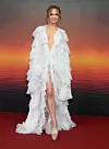 Jennifer Lopez je zablistala u dizajnerskoj haljini modne kuće Chloe na crvenom tepihu u Mexico Cityju 21. svibnja