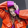 Fotografija: Mare Milin Uredio: Romano Decker Styling: Lea Ladišić Make-up: Simona Antonović Kosa: Mijo Majhen Model: Karmen @Legion Models Zahvaljujemo Zagrebačkom plesnom centru na ustupljenom prostoru i asistenciji pri snimanju fotografija