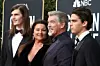 Dylan Brosnan, Keely Shaye Smith, Pierce Brosnan i Paris Brosnan