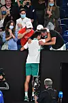 Novak Đoković pobjedu nad Rusom Medvedevom proslavio je istog trena s Goranom i ostatkom tima.