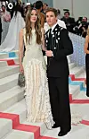 Eddie Redmayne i Hannah Bagshawe