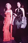 Marilyn Monroe i Jane Russell u sceni filma ‘Muškarci više vole plavuše‘
