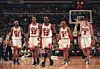 S lijeva na desno - Dennis Rodman, Scottie Pippen, Michael Jordan, Ron Harper i Toni Kukoč